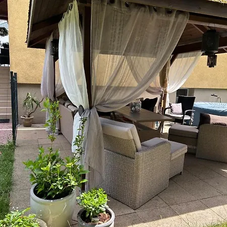 Апартаменты Yellow *